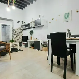 https://apartamento-levante-cadiz.hotelsincadiz.net